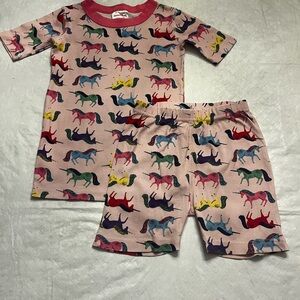 Hanna Andersson Pink Unicorn Short Pajama Set with Multicolor Horses